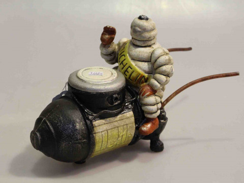 Novelty Michelin pump
