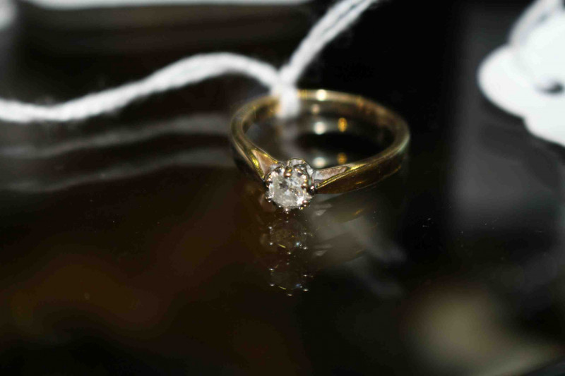 9 carat gold and diamond ring, size M