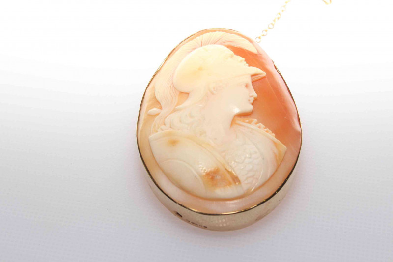 9 carat gold mounted cameo, boxed