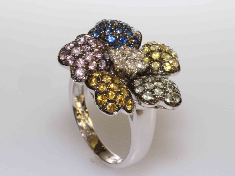 18 carat gold, diamond and sapphire 'flower' cluster ring, size N½