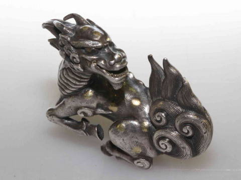 Japanese white metal shi-shi, a/f