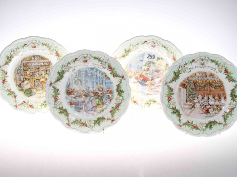 Four Royal Doulton Brambly Hedge plates, Candlelight Supper, The Discovery,...