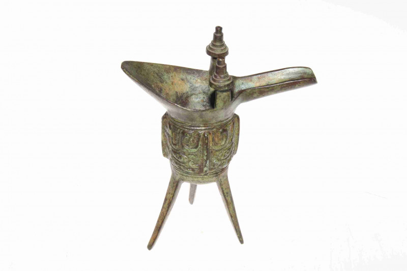 Chinese bronze ritual vessel