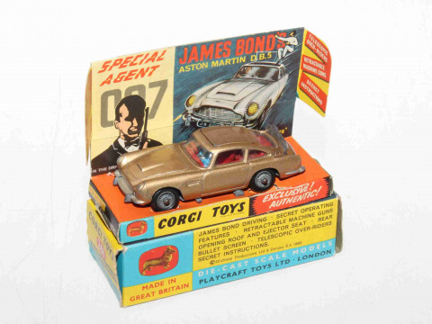 Corgi James Bond Goldfinger Aston Martin DB5, with box