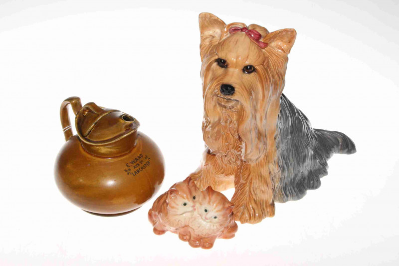 Beswick Yorkshire Terrier 2377, Beswick Kittens and 'Cosy' three cup teapot (3)