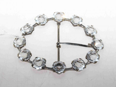Large oval buckle