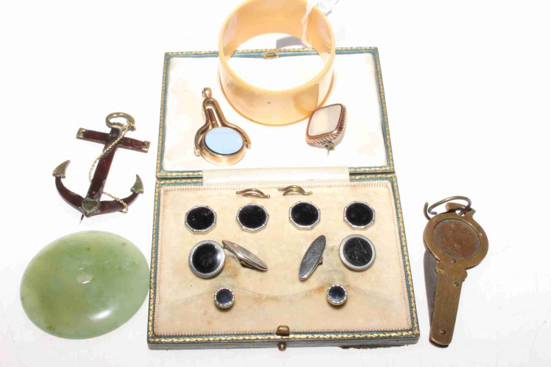 Vintage stud set, swivelling fob, etc