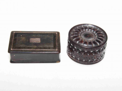 Antique gold inlay snuff box and Lignum Vitae box (2)