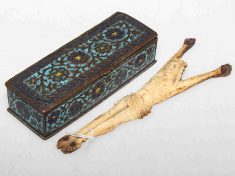 Small Persian box and Napoleonic corpus christi (2)