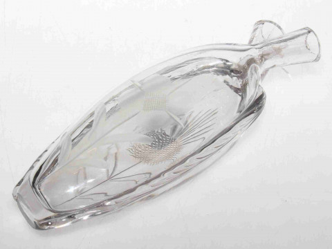 Gimmel flask with thistle decoration