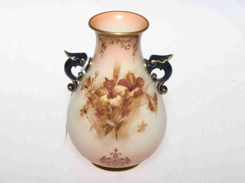 Handley's Worcester two handle vase