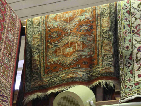 Persian design wool carpet runner 3.80 by 0.78