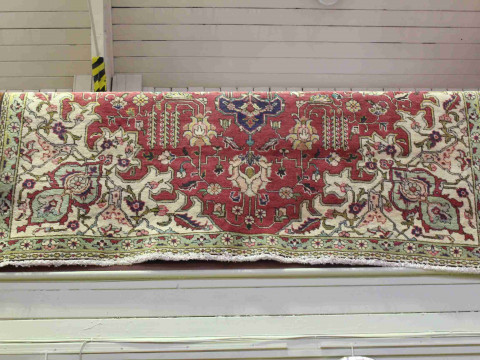 Tabriz carpet 2.95 by 2.25