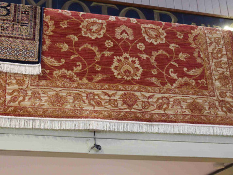 Ziegler carpet with a red ground 2.80 by 2.00