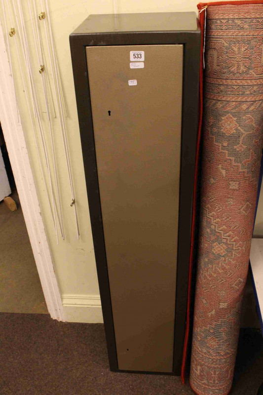Double locking steel gun cabinet, 131cm by 29cm