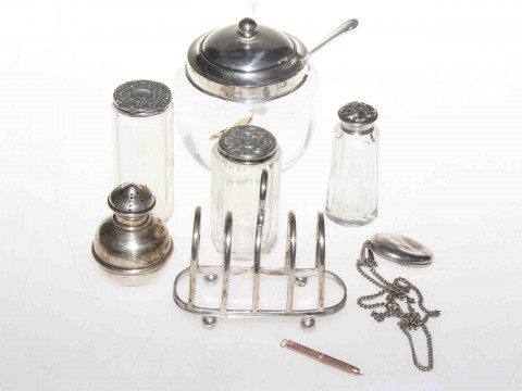 Collection of silver items and a 9 carat gold cigar piercer
