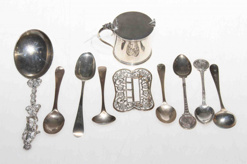 Silver mustard, silver spoons and a silver buckle