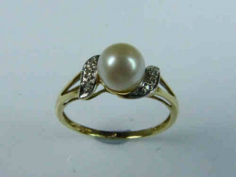 Diamond and Pearl Ring with a 9ct Yellow Gold Band, Size Q
