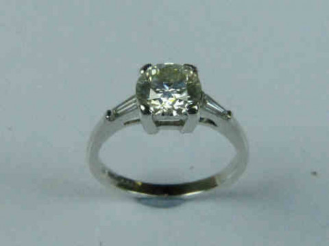 Solitaire Diamond Ring, the Diamond Estimated to Weigh 1.04 Carats on...
