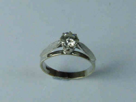 18ct Gold Diamond Solitaire Ring