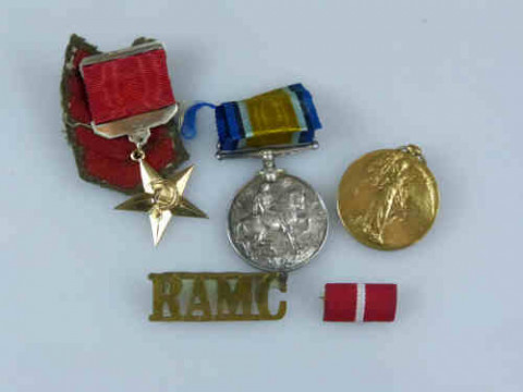 Pair of WWI Medals and Star