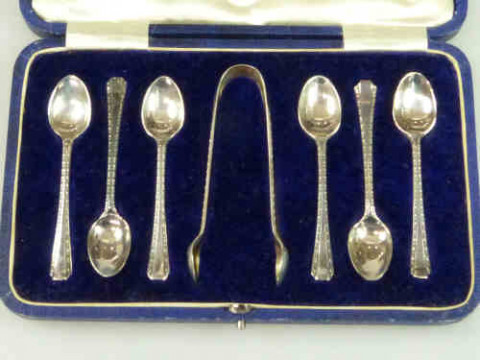 Cased Set of Six Silver Coffee Spoons and Tongs, Sheffield 1916