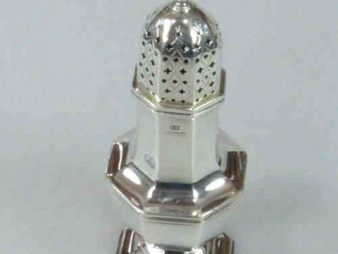 Silver Sugar Castor, Sheffield 1937, 6 Troy ozs.