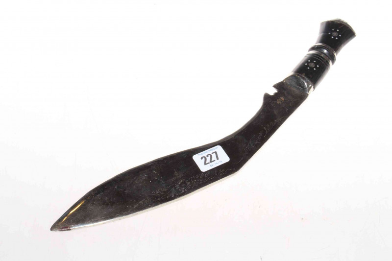 Kukri, with engraved blade