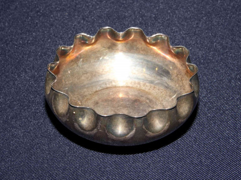 Small silver bowl, Sheffield 1899, 2.5oz