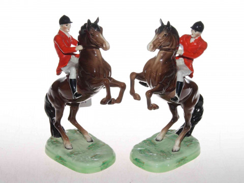 Two Beswick models of rearing huntsman, no. 868 (one with ear chip)