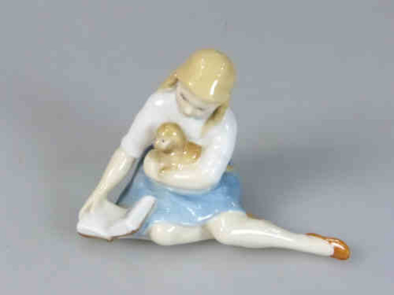 Royal Doulton Figure 'My Pet', HN 2238