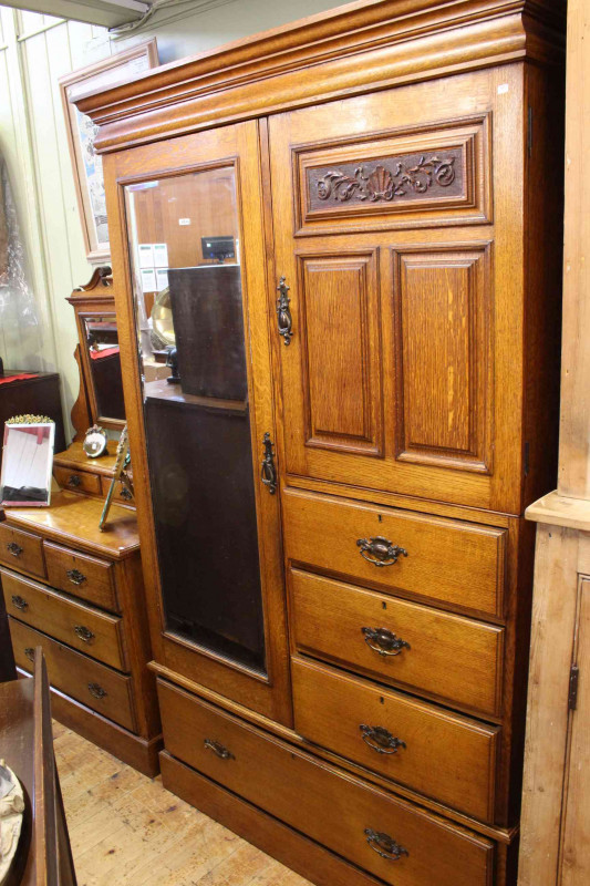 Early 20th Century oak combination wardrobe and dressing chest