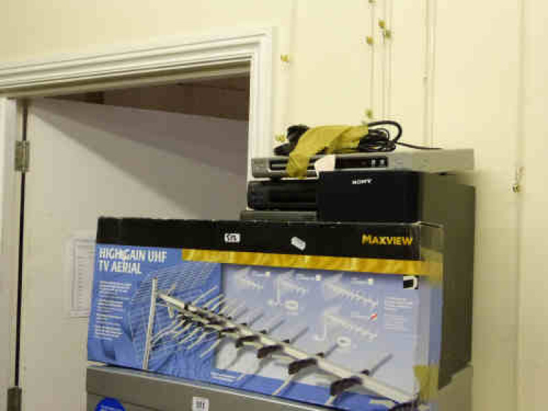 Morphy Richards Trouser Press, Sony Hi-Fi System, Philips DVD and TV Aerial