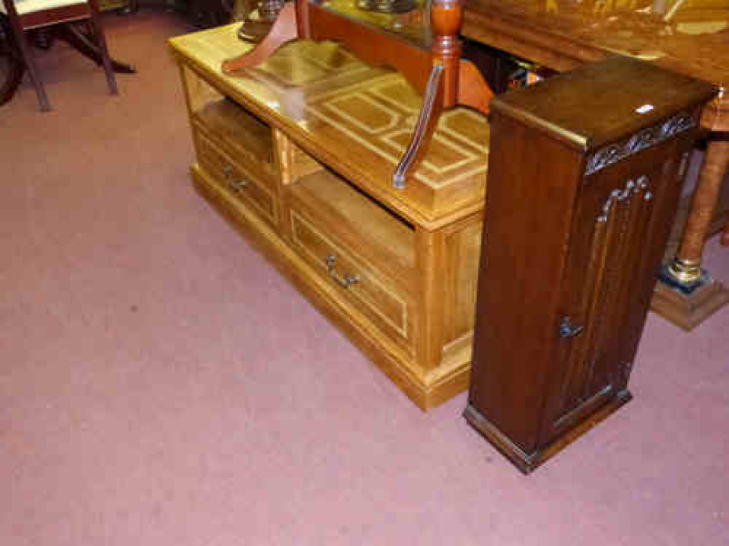 Barker and Stonehouse Flagstone Entertainment Unit and Oak Linen Fold Panel CD Cabinet (2)