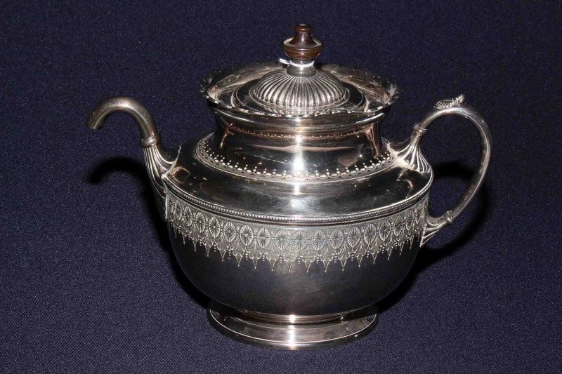 James Dixon electroplated Britannia metal self pouring teapot