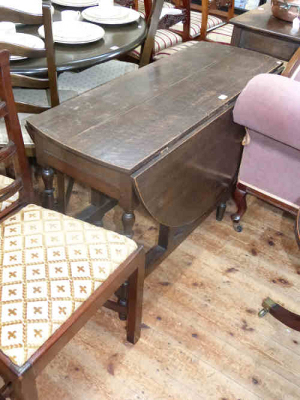 Oak Turned Leg Drop Leaf Dining Table