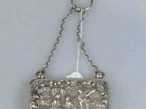 Embossed Silver Purse, Birmingham 1904, H Matthews