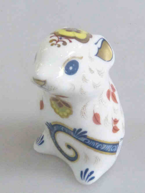 Royal Crown Derby Paperweight 'New Year Mouse' Boxed