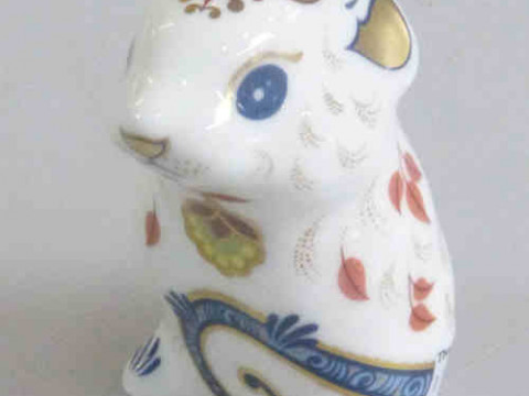Royal Crown Derby Paperweight 'New Year Mouse' Boxed