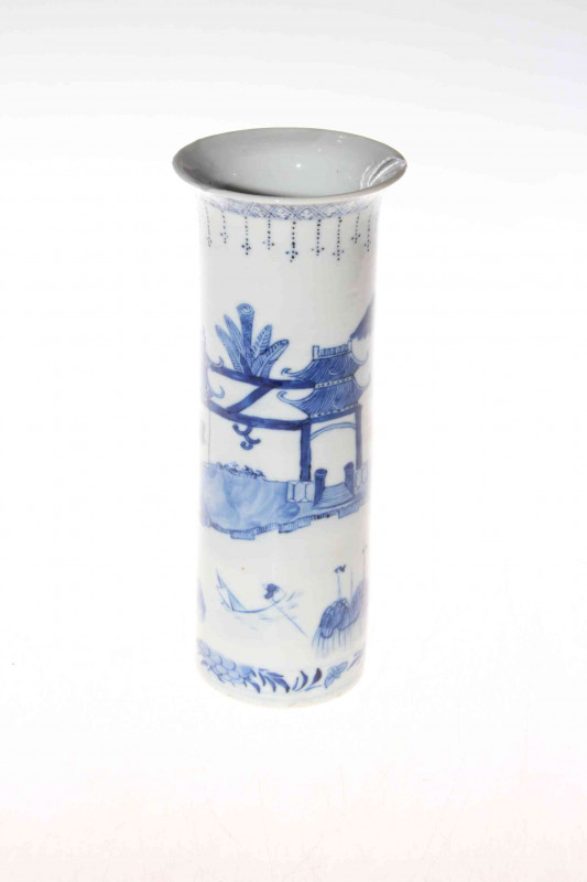 Chinese cylindrical blue and white vase