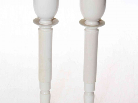 Pair of Art Deco ivory candlesticks, 21.5cm