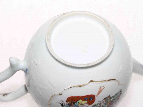 Late 18th Century Chinese porcelain teapot, tea bowl and saucer, having painted panels of happy figures interior and underglaze blue borders thumbnail