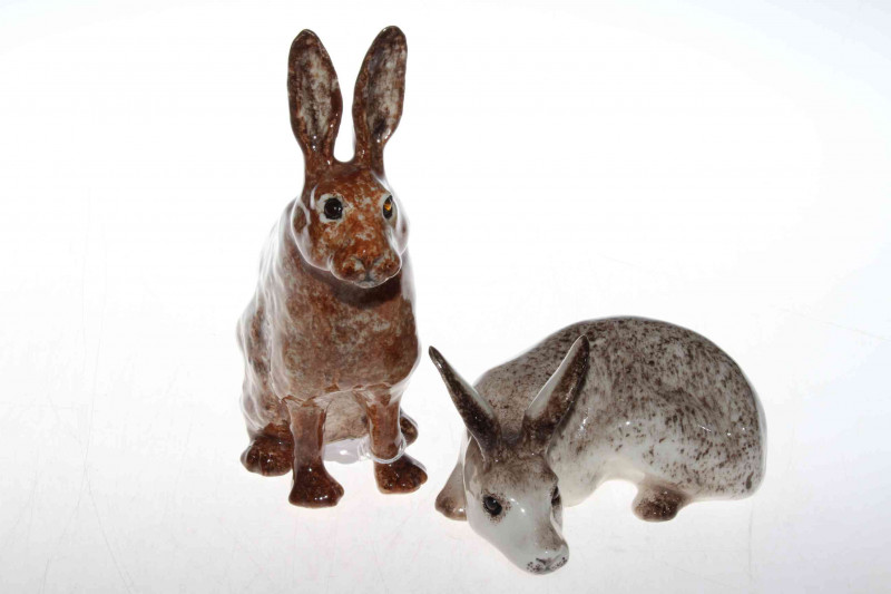 Two Winstanley hares, sizes 3