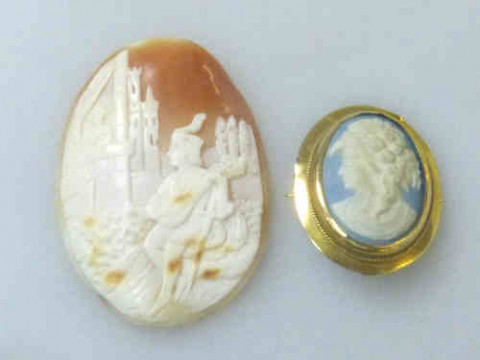 9ct Gold Mounted Adams Blue Jasper Cameo and an Unmounted Cameo (2)