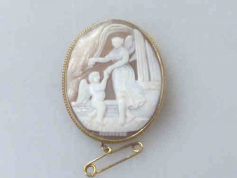 9ct Gold Mounted Cameo Brooch, 12grams gross