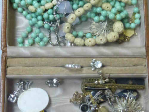 Box of Vintage Jewellery