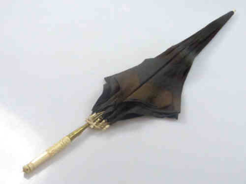 Ivory Mounted Parasol