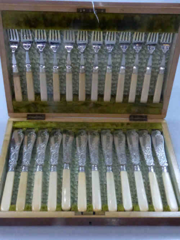 Set of Twelve Silver Plated Fish Knives and Forks in a Fitted Case