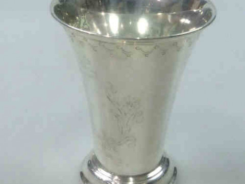 Swedish Silver Vase of Beaker Form 1902, 2.6 Troy ozs