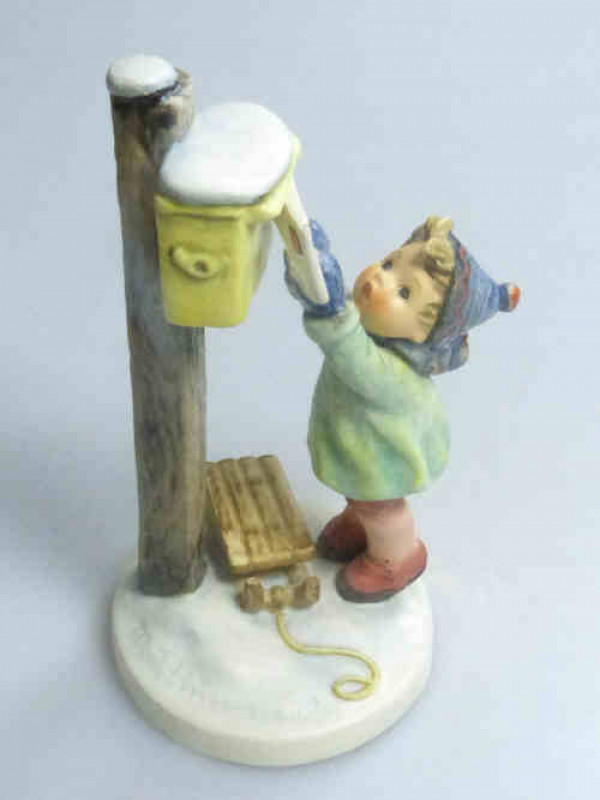 Hummel Figure 'Letter to Santa'